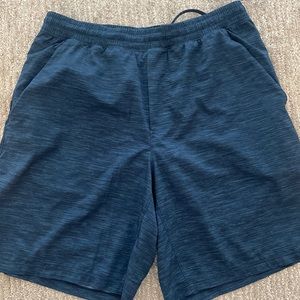 Lululemon lined pacebreaker shorts, L 9”